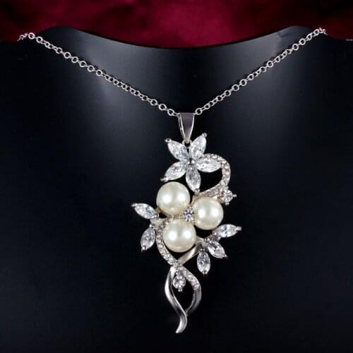Classic Flower Synthesis Pearls Necklace Women White Gold Color Choker AAA Cubic Zirconia Jewelry Necklaces & Pendants LN957B