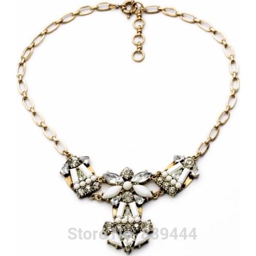 Retro Vintage European Style Gorgeous Austria Light Blue Crystal Flowers Bib Statement Necklace for Wedding Party