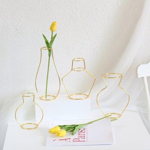 Minimalist Wrought Iron Golden Flower Stand Abstract Creative Simulation Flower Decoration Ornaments Fresh Flowers Nordic Style