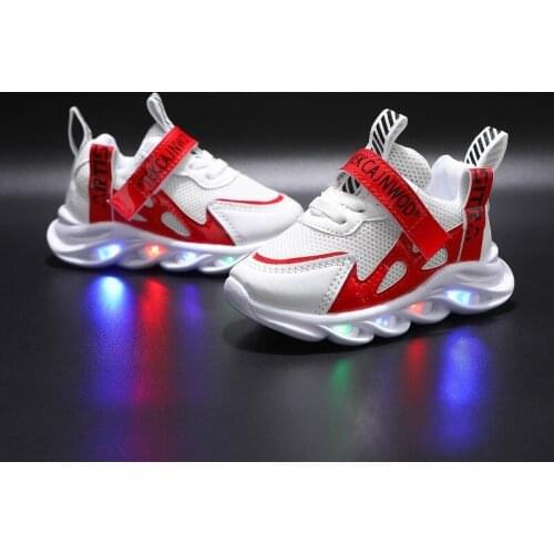 Size 21-30 New LED Children Glowing Shoes Baby Luminous Sneakers Boys Lighting Running Shoes Children Breathable Mesh Sneakers