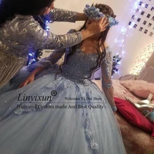 Luxury Quinceanera Dresses 2020 Lace Applique Ball Gown V Neck Long sleeve vestidos robe de bal Plus Size Sweet 16 Dresses