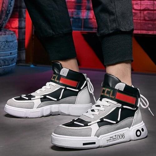 Mens Sports Shoes, High Quality, Non Slip, Thick Bottom, Comfortable and Breathable Casual Shoes, New Mens Casual Shoes