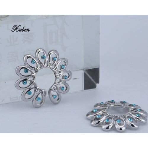 Xuben New 2pcs 316L Stainless Steel Non Piercing Clip On Flower Designing Nipple Ring Christmas gift