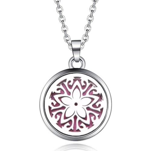 Openwork five-pointed star Pendant Necklace Stainless Steel Aromatherapy Essential Oil Diffuser Perfume Locket Pendant Jewelry