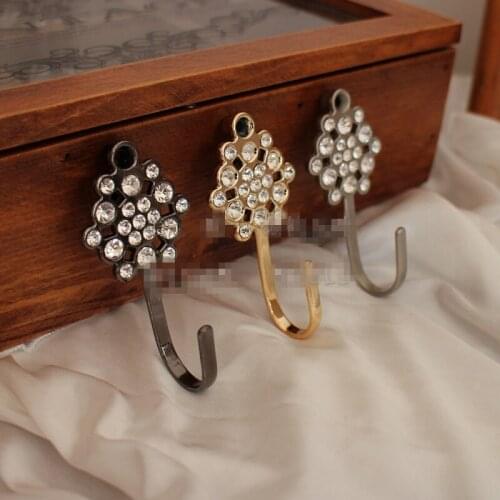 One pair curtain Holdbackswall hook modern diamond shiny metal curtain accessorie decorative Small hole tieback Holdbacks M246