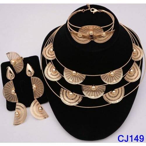 Bridal Fashion Dubai Gold Jewelry Sets for Women Costume Necklace Earrings Nigerian Wedding African Beads Jewelry Set