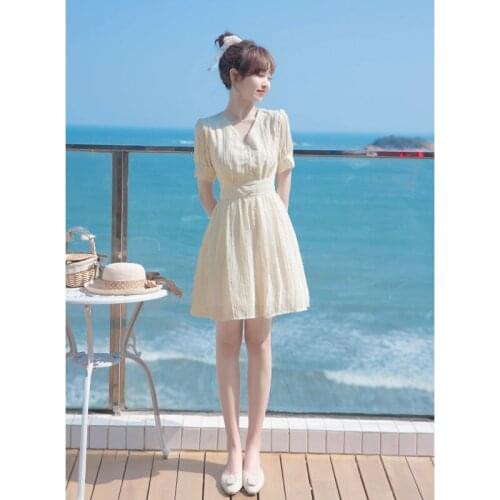 Summer 2021 New Fashion Trend Retro V-neck Lace Up Waist Closing French Skirt Niche A-line Knee Length Dress