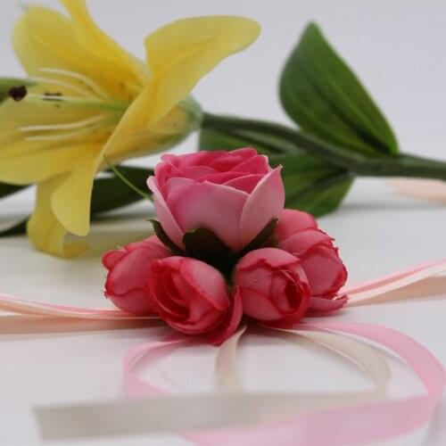 REDJCK 10 Pcs\lot Handmade Silk Rose Artificial Hand Flowers For Wedding Guest Bridesmaid Bride Wrist Flowers