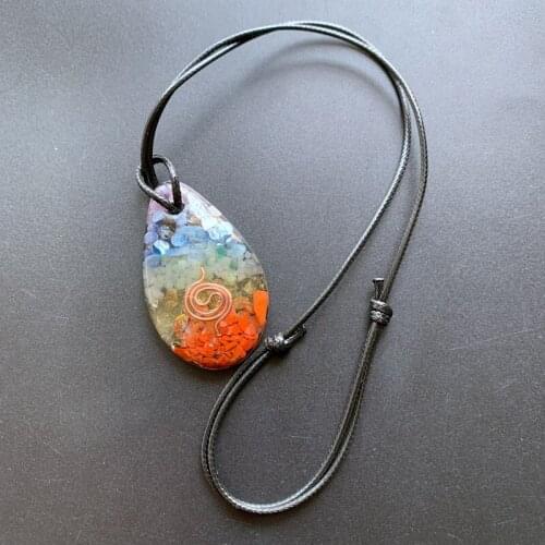 7 Chakra Crystal Chips Tumblestones Pendant Oval Teardrop Orgonite Resin Necklace Adjustable Chain Ornaments 1pc