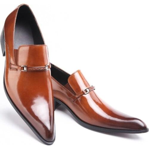 Trending Men Dress Italian Leather Shoes Slip On Fashion Men Leather Moccasin Formal Male Shoes Pointed Toe Shoes for Men