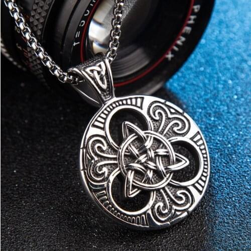 Retro Nordic Style Mens High Quality Metal Celtic Knot Amulet Pendant Necklace