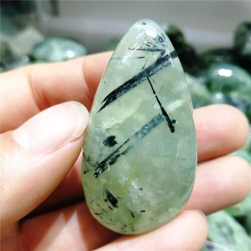 Wholesale Natural prehnite stone crystal palm stones plaything healing crystals and home decoration