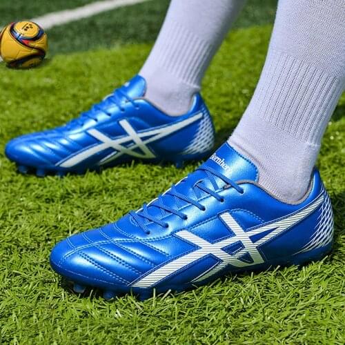 Men Training TF Soccer Shoes Anti-Slippery Wearable Sport Shoes Professional Futsal Comfort Sneakers