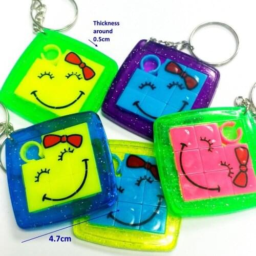 4 piece Smile Slider Puzzle with key chain Sliding Party Favor Vending Gift Pinata Filler Loot Favours Gift Toys Bags Novelty