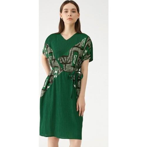 2021 summer womens dress new style stitching print mid-waist skirt female temperament with sleeves and thin knee-length skirt