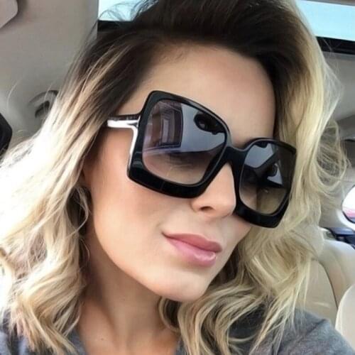 New Retro Large Ladies Sunglasses Black Square Fashion Brand Luxury Women Eyewear Gradient Glasses Female UV400 Gafas De Sol