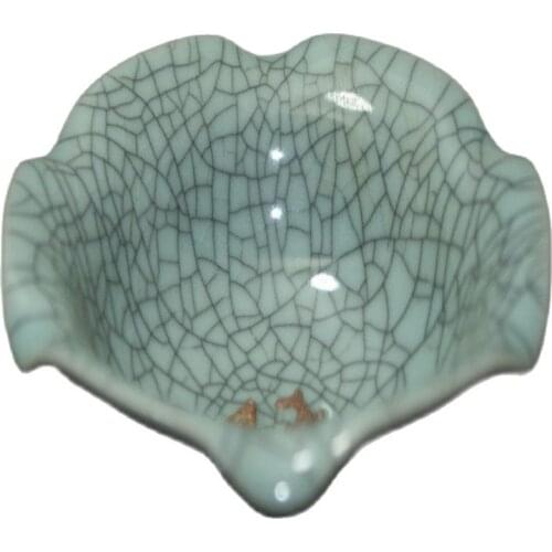 Fine Old China Crackle Glaze Ceramic Old Porcelain Lotus Leaf Form Bowl