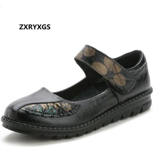 2019 New Fashion Genuine Leather Shoes Woman Shoes Mother Flats Elegant Soft Comfortable Non-slip Middle-aged Women Flat Shoes