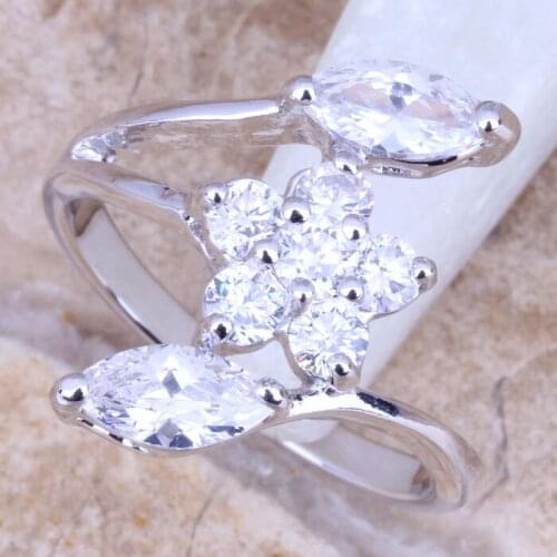 Graceful White CZ Silver Plated Womens Flower Ring Size 6 / 7 / 8 / 9 R0916
