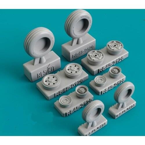 F-18 resin wheel 1:48