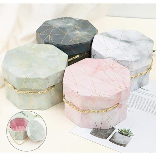 Luxury Gift Box Wedding Companion Gift Candy Box Lipstick Gift Box Packaging Box Octagon Mothers Day Valentines Day Gift Boxes