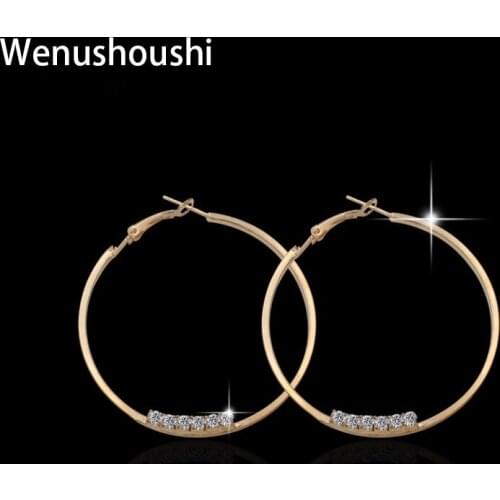 Wenushoushi Women's Gold Earrings