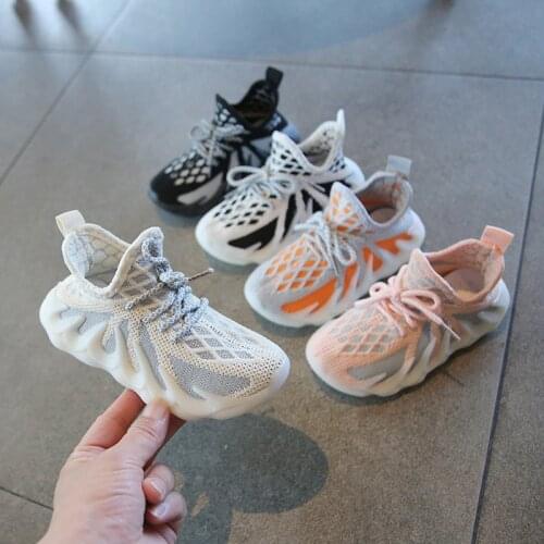 2021 Children Sports Shoes Breathable Mesh Coconut Shoes Kids Boys Girls Casual Daddy Shoes Running Walking Sneakers Shoes 2-12Y