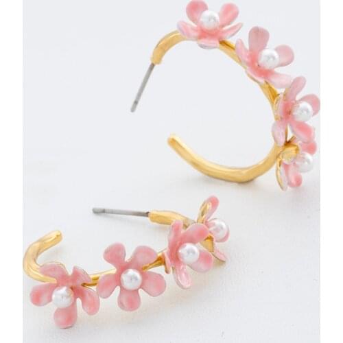 Jaeeyin 2021 Fashion Cute Hoop Earrings Pink Flower White Pearl Holiday Jewelry Ethnic Gold Color Gift For Women Children Girls