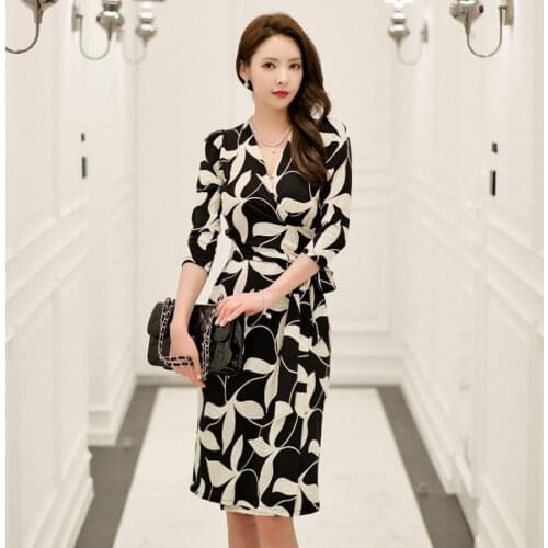 Women Dress Spring Fashion Big Floral Print Short Sleeve Sexy V-neck Office Ladies Dress Elegant Bodycon Dress Female Vestidos