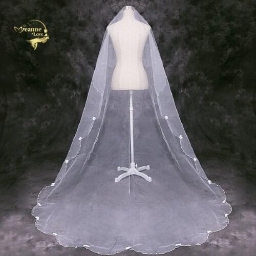 Cathedral Long Veil With Scalloped Edge Pearls Bow Tulle White Ivory Bridal Veils For Weddings Vintage Beaded Veil 2019 Cheap