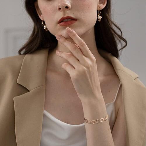 GN Pearl Luxury Style Wedding Jewelry Shiny Zircon Women Rose Color Hexagon Chain Bee Hive Honey Bracelet Girl Birthday Gift