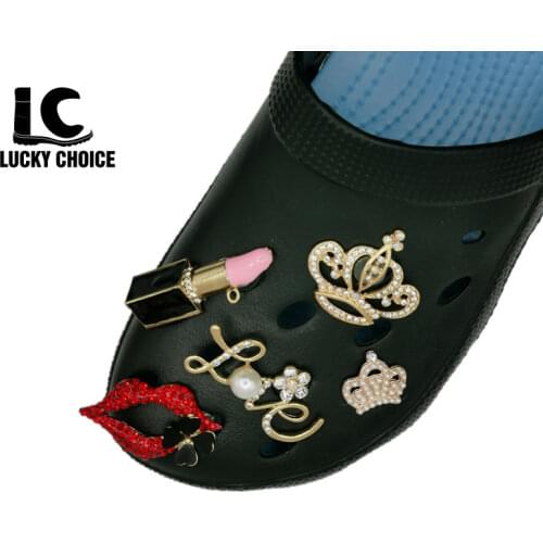 1pcs New Designer Chain Croc Charms JIBZ Accessories Decoration for Croc Charms Shoes Pendant Buckle for Gift Shoe Charms