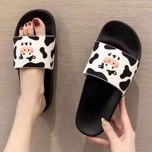 Cartoon Cow Slippers Womens Soft-soled Fashion Slippers Home Bathroom Shower Slippers Casual Flat Shoes Women Slippers