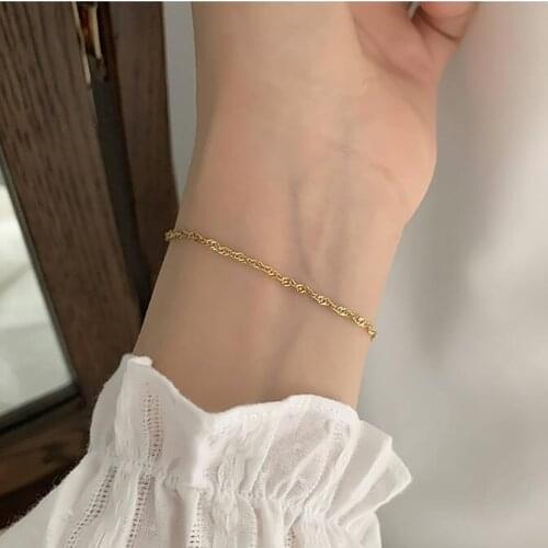 Glossy Twisted Water Wave Stainless Steel Chains Womens Bracelets on Hand 18K Gold Plated Jewelry for Girls Couple Bracelets