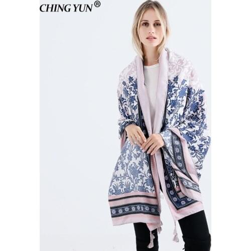 2018 New Autumn Woman Scarf Winter Warm Fashion Wild Blue Flower Cherry Print Tassels Cotton Linen Lady Scarves Long Shawl 1807