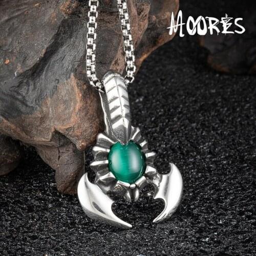 Stainless Steel Light Green Animal Scorpion Pendant Necklace Fashion Jewelry For Man Free Shipping Accessories