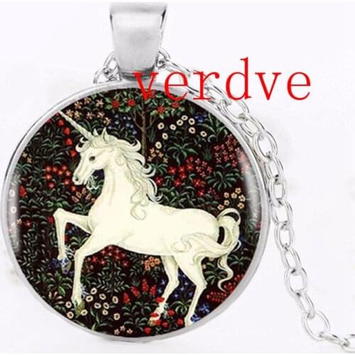 2018 Unicorn pendant necklace art painting photo jewelery glass women dress accessories