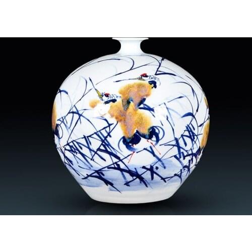 Chinese porcelain Pomegranate vase Jingdezhen vase with Lotus Flower and bird pattern wine cabinet TV cabinet decoration