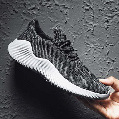 Lightweight Mens Summer Sports Shoes Plus Size Platform Sneakers Man Low Top Slip on Runing Shoes Men Comfort Walking Shoe H2