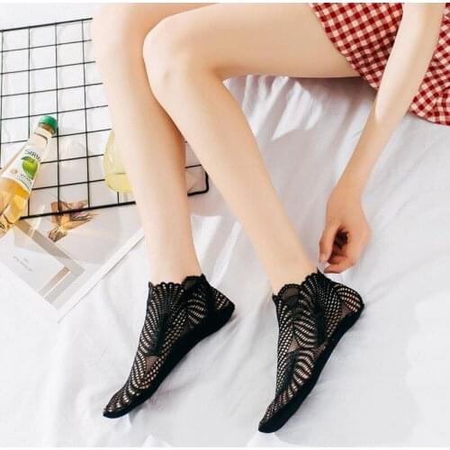 High Quality New Women Romantic lace spring and summer socks Ladies flower leaf short socks