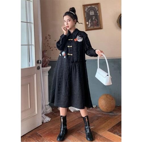 Chinese Dress Stand Collar Shirt Qipao Big Size Cheongsams Cartoon Embroidery Womens Dress Age Reducing Dress China Clothing