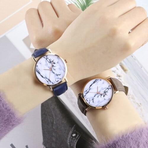Wholesale Woman Fashion Leather Band Analog Quartz Round Wrist Watch Watches