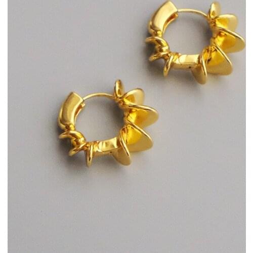 Europe and the United States wave ear buckle small designer brand spiral ear buckle copper earrings