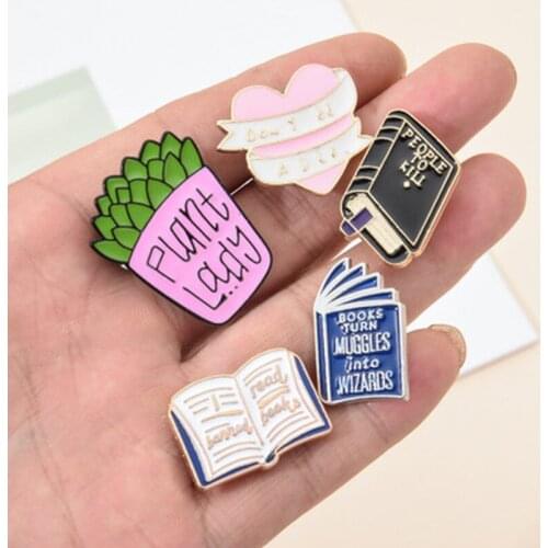 Pink Ribbon Winding Heart Love Potted Corsage Book Pins Enamel Brooches Badges Lapel Pins Funny Fashion Jewelry Gift for Women