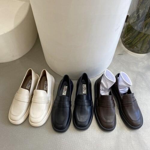 2021 New Fashion Woman Quality Leather Slip on Flats Shoes for Ladies Loafers Shoes Buckle Women Loafers Casual Female Footwear