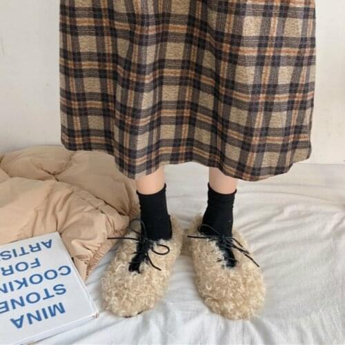 Winter New Fashion Pedal Casual Plush Shoes Winter Women shoes Bandage Peas Shoes Female Wear Wild Warm Lazy shoes U12-97