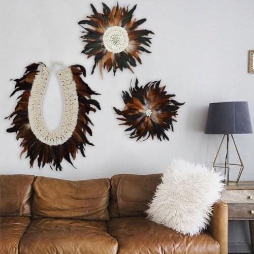 Nordic Decoration Home Special Handmade Natural Material Chicken Feather and Shell Beautiful Wall Hanging Decoration
