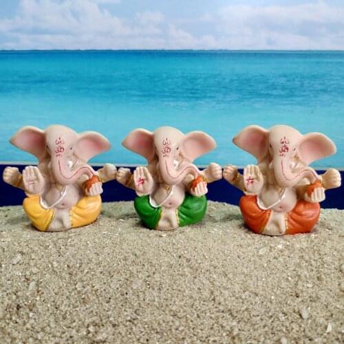 Elephant god Elephant trunk elephant Indian elephant god Thai Buddha statue Ganesha Ganesha decoration