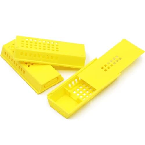 15PCS Beekeeping Transport Cages Plastic King Prisoner Bees Queen Post Cell Catcher Room Cage Yellow Cage Beekeeping Equipments