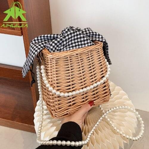 Straw Beach Bags for Women 2021 Summer Pearl Chain Design Handmade Woven Female Bucket Shoulder Bag Travel Crossbody Handbags